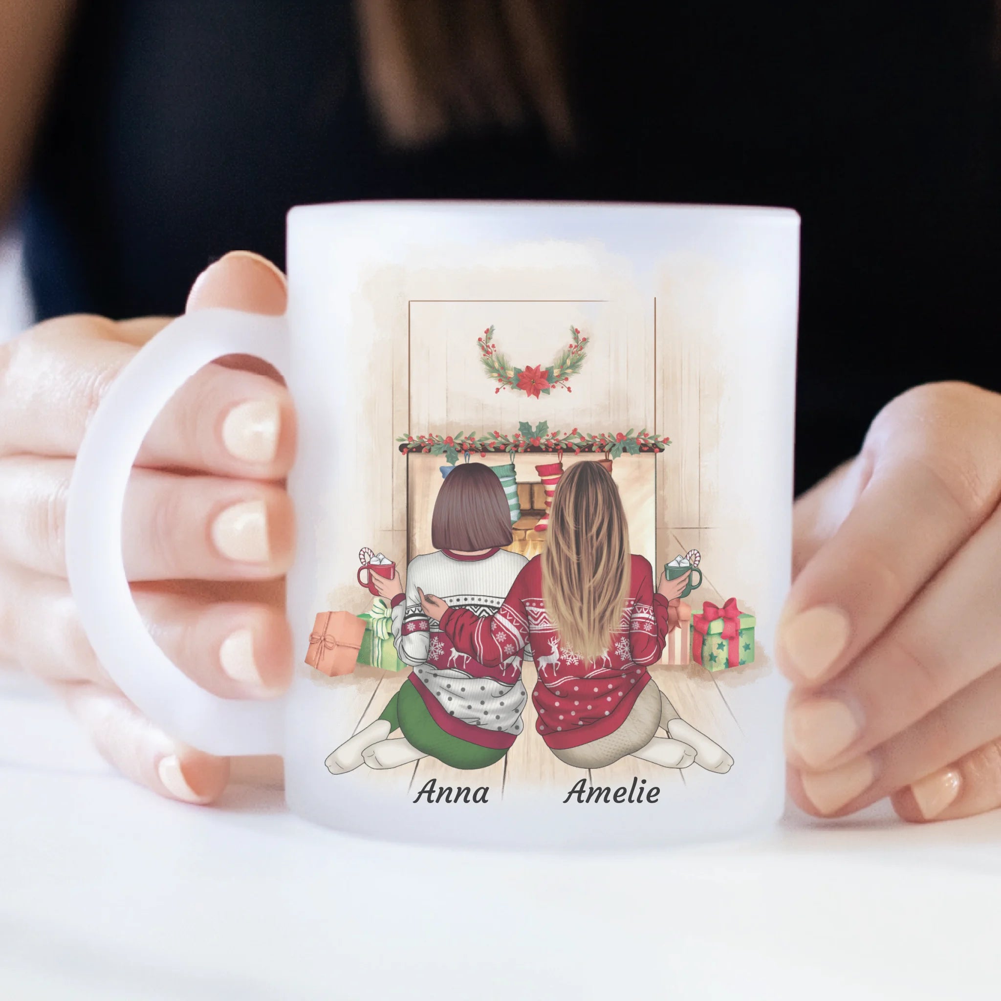 Amies assises devant la cheminée (édition limitée de Noël)) - mug personnalisé en verre dépoli