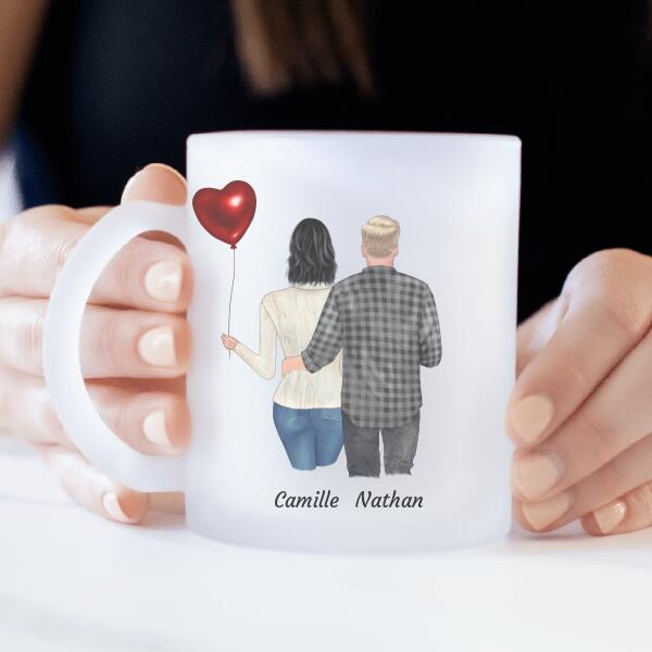 Couple avec ballon - Mug personnalisé en verre givré